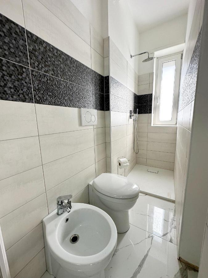 Wh - Cuore Home - Attico Monolocale Con Parcheggio Gratuito - 5 Minuti Dal Centro - Wifi Sanremo Exteriér fotografie
