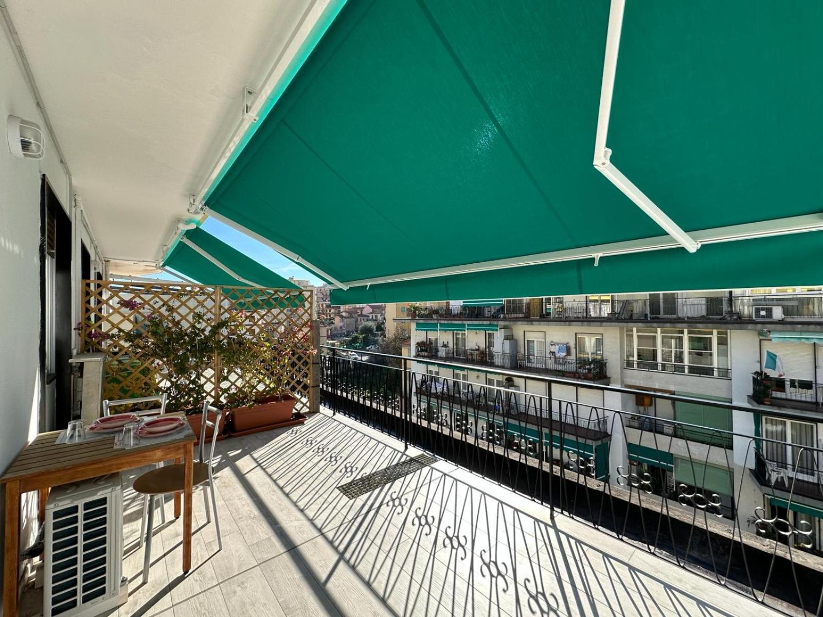 Wh - Cuore Home - Attico Monolocale Con Parcheggio Gratuito - 5 Minuti Dal Centro - Wifi Sanremo Exteriér fotografie